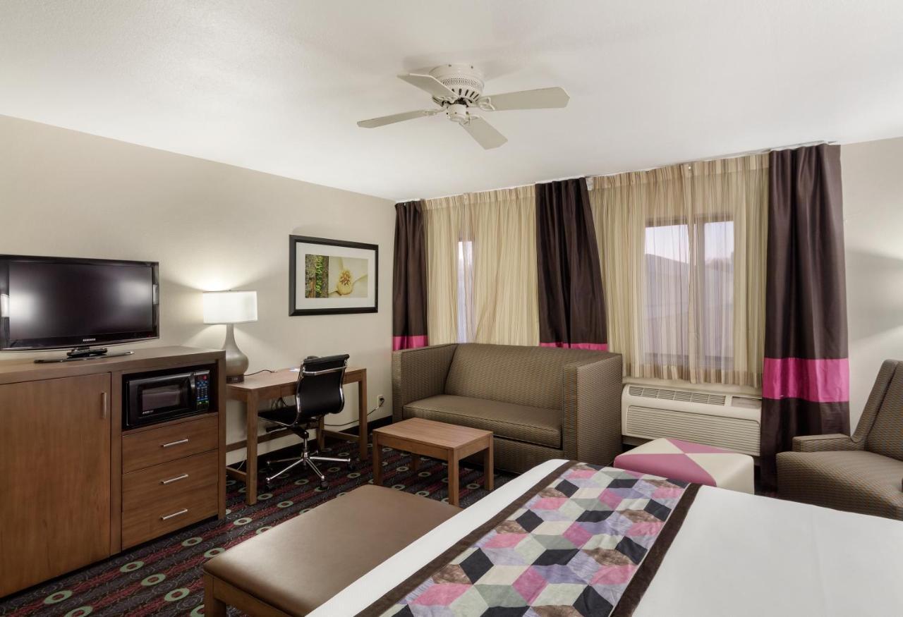 Comfort Inn Midtown Tulsa Ngoại thất bức ảnh