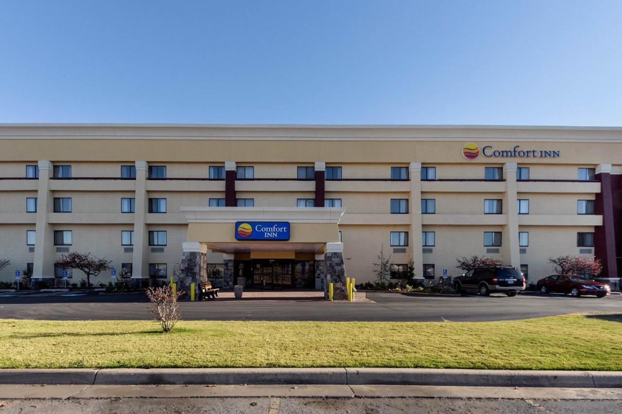 Comfort Inn Midtown Tulsa Ngoại thất bức ảnh