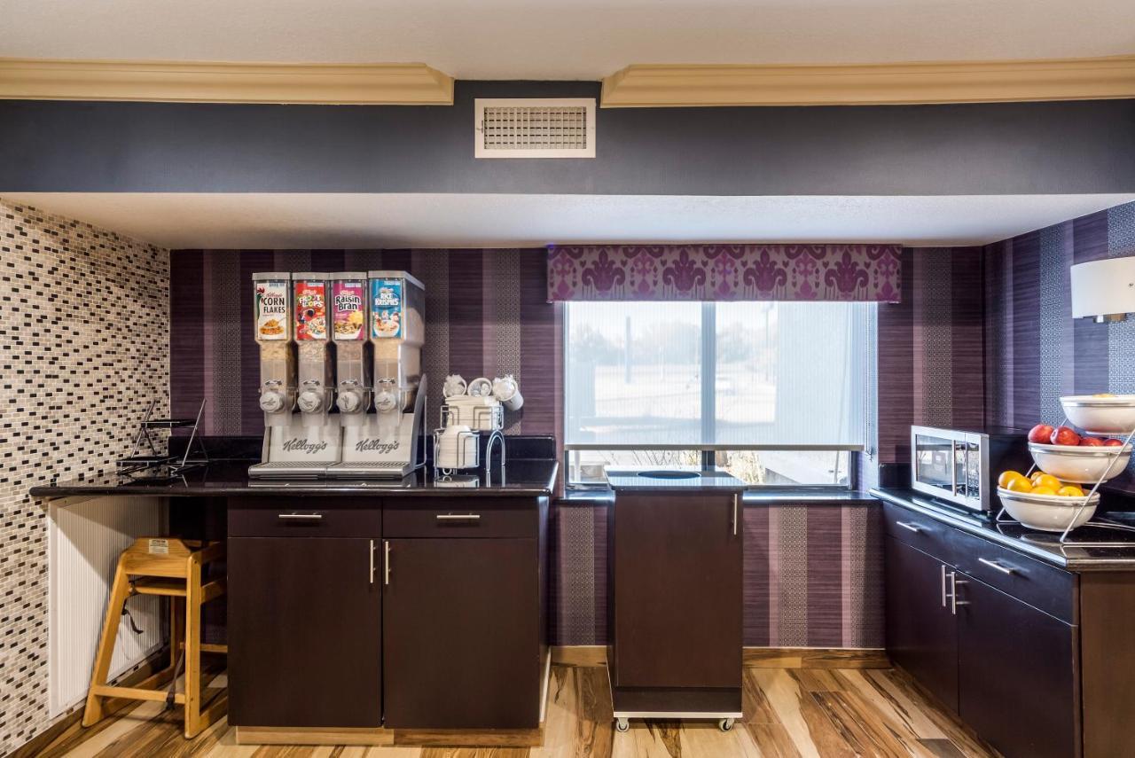 Comfort Inn Midtown Tulsa Ngoại thất bức ảnh