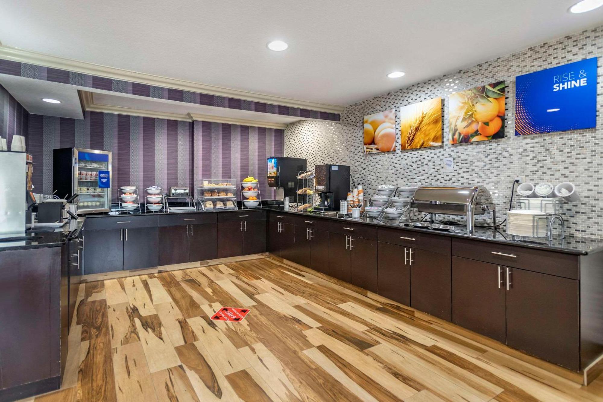 Comfort Inn Midtown Tulsa Ngoại thất bức ảnh